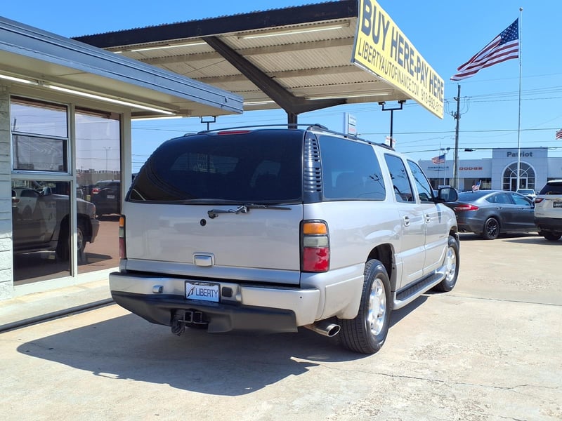 gmc yukon xl 2004 1GKFK66U44J261377 image gmc yukon xl 2004 1GKFK66U44J261377 image